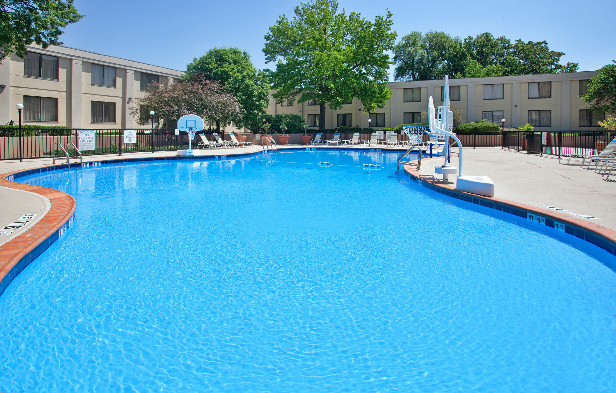 Holiday Inn Country Club Plaza Kansas City Extérieur photo