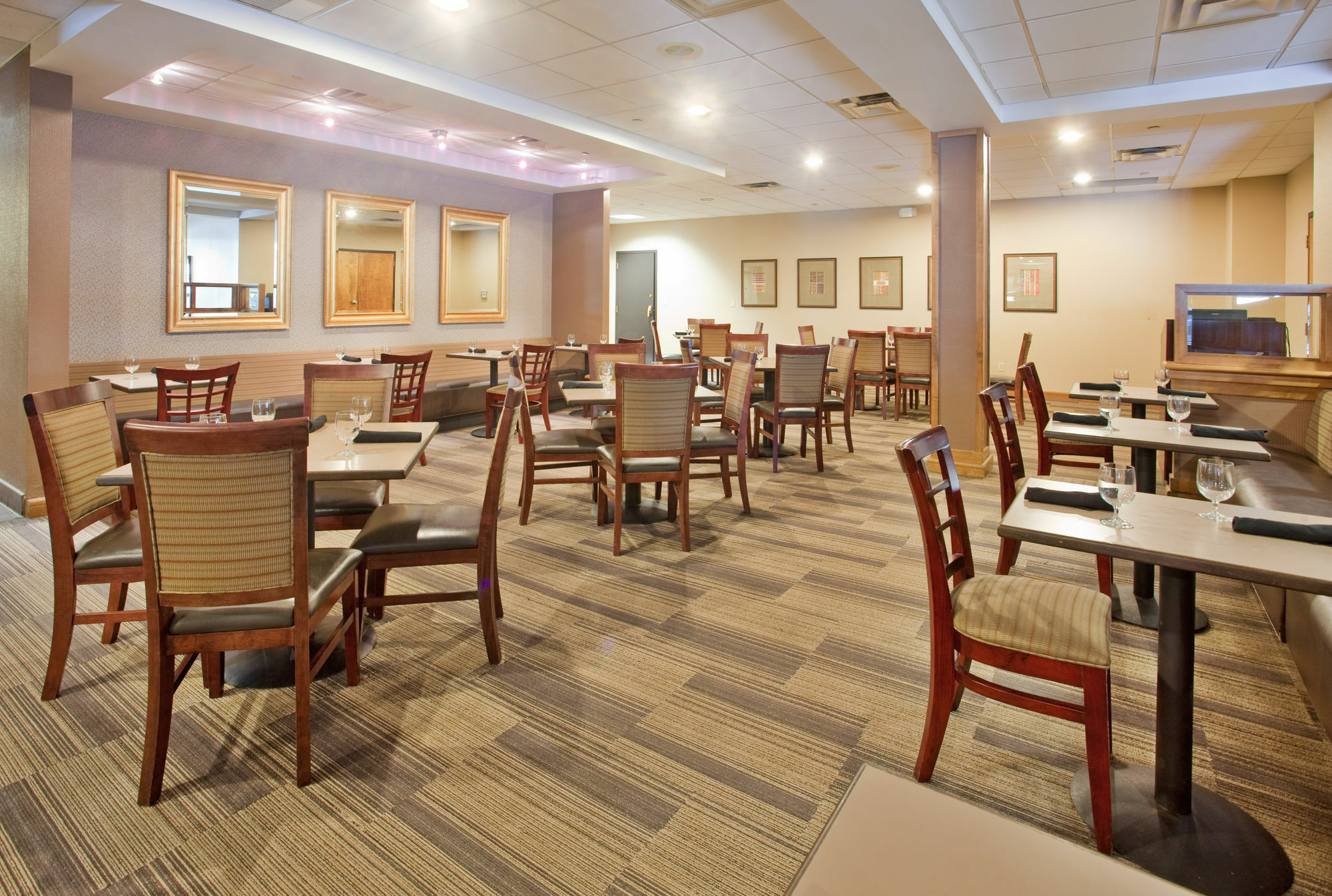 Holiday Inn Country Club Plaza Kansas City Extérieur photo